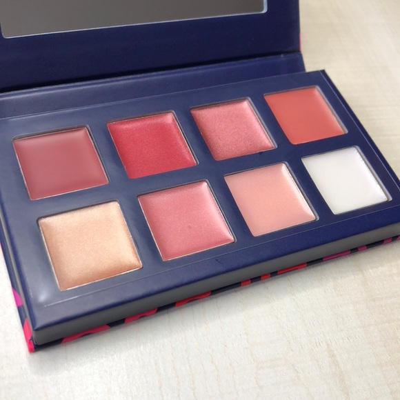Avon True Color Beautiful Lipstick Palette - Picture 4 of 5